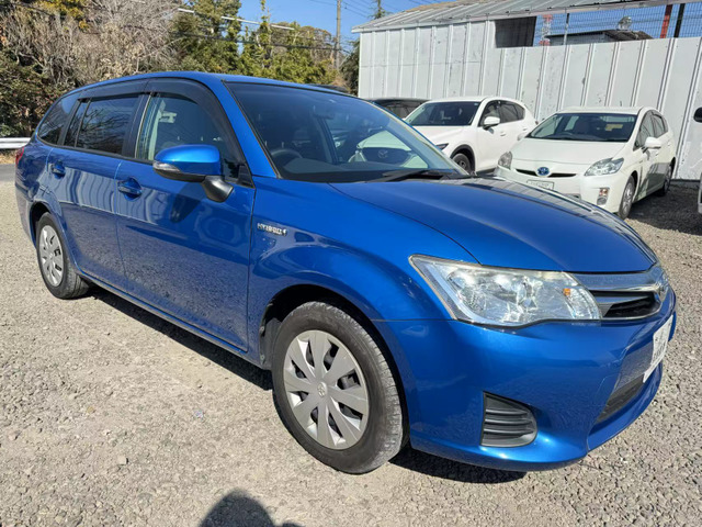 トヨタ カローラフィールダー 