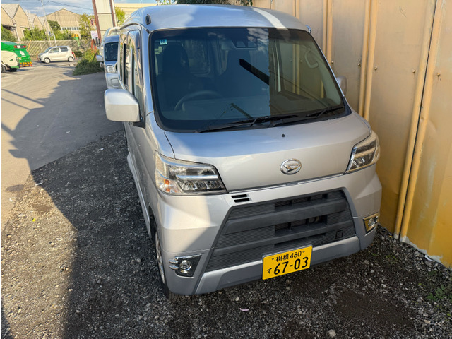 ダイハツ ハイゼットカーゴ 