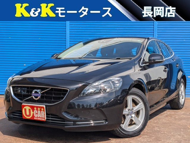 ボルボ V40 