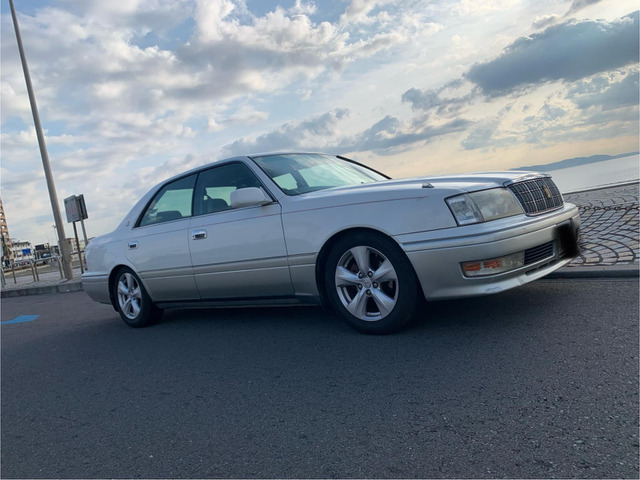 トヨタ クラウン 