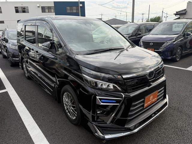 トヨタ ヴォクシー 