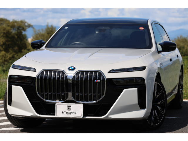 BMW i7 
