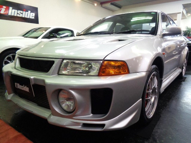 三菱 ランサーエボリューション 