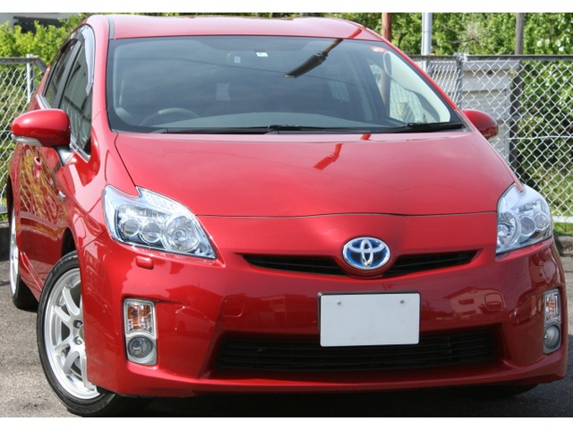 トヨタ プリウス 