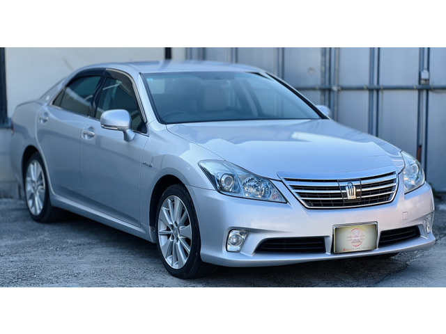 トヨタ クラウンハイブリッド 