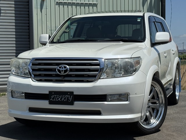 トヨタ ランドクルーザー200 