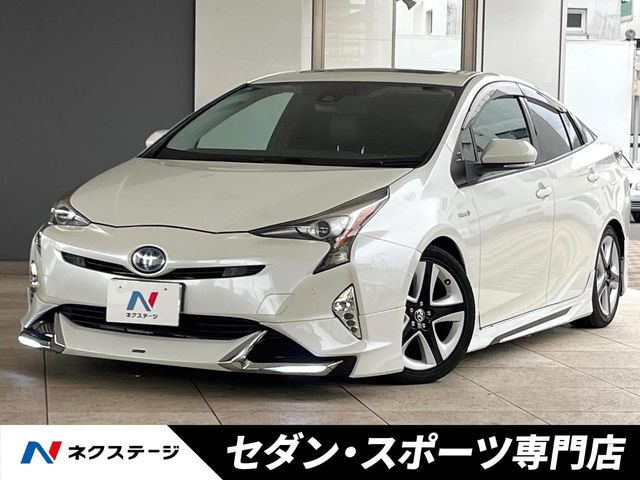 トヨタ プリウス 