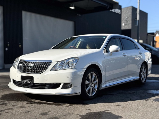 トヨタ クラウンマジェスタ 