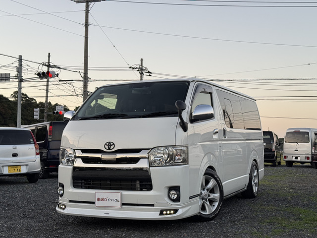 トヨタ ハイエースバン 