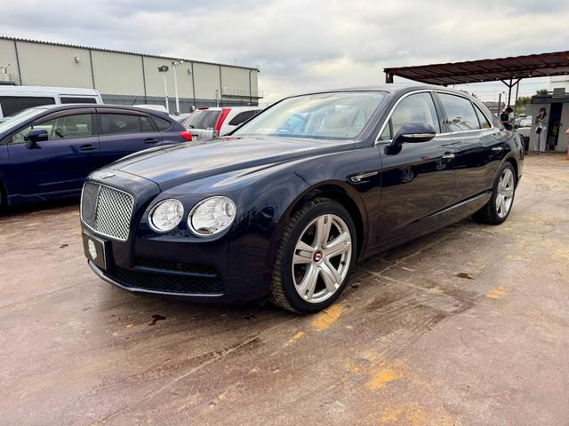 ベントレー フライングスパー 