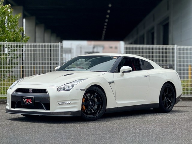 日産 GT-R 