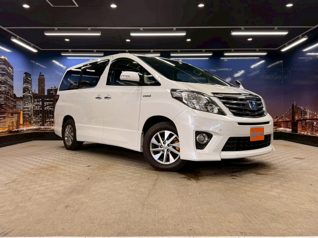 トヨタ アルファードハイブリッド 