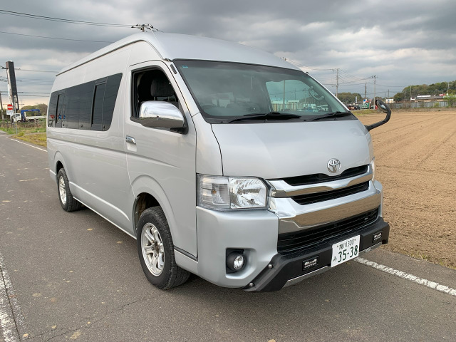 トヨタ ハイエース 