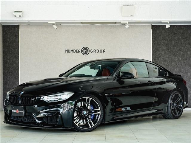 BMW M4クーペ 