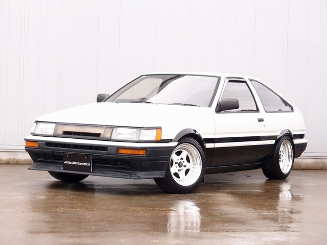 トヨタ カローラレビン 