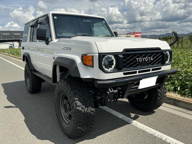 トヨタ ランドクルーザー70 