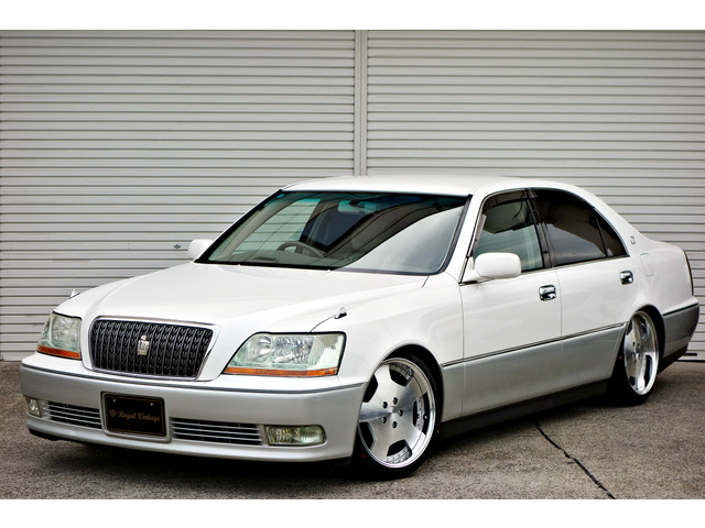 トヨタ クラウンマジェスタ 