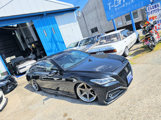 トヨタ クラウン 