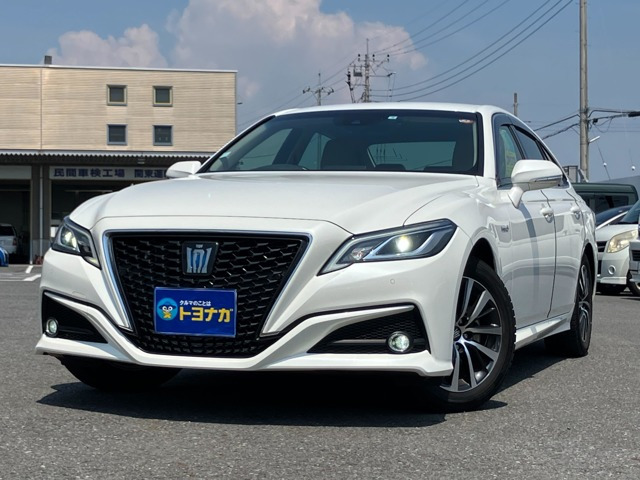 トヨタ クラウン 