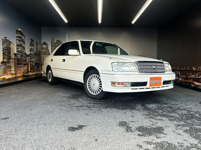 トヨタ クラウン 