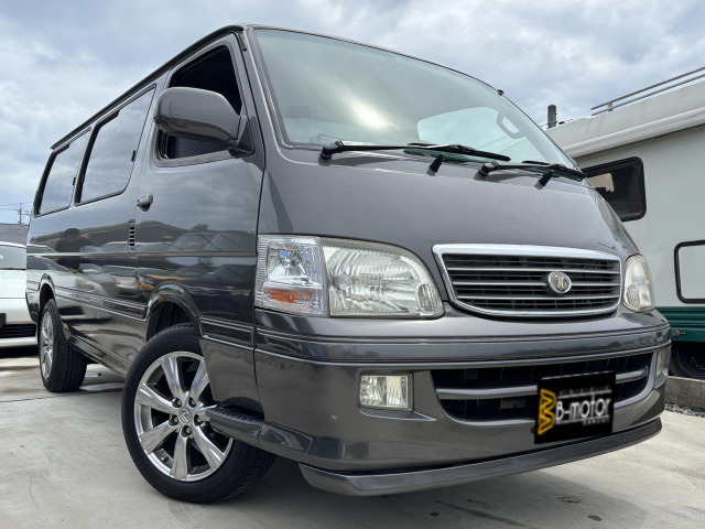 トヨタ ハイエース 