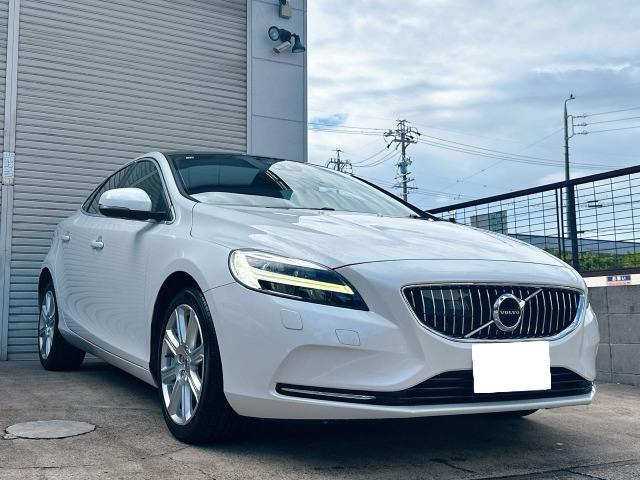 ボルボ V40 