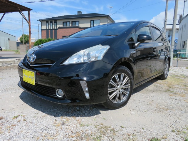 トヨタ プリウスα 