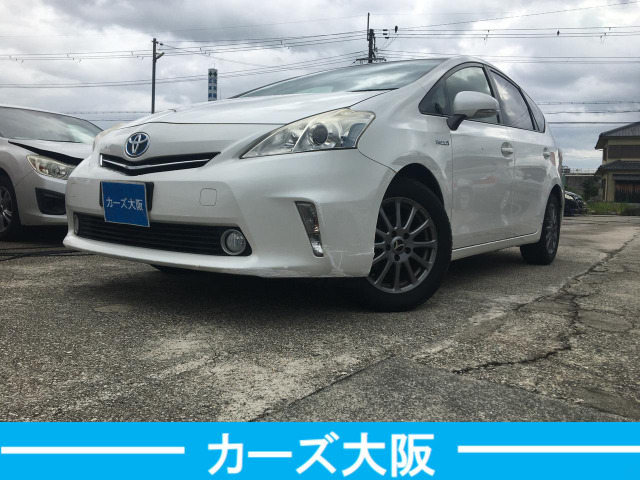 トヨタ プリウスα 
