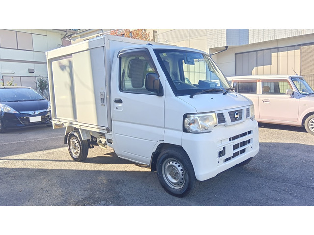 日産 NT100クリッパー 