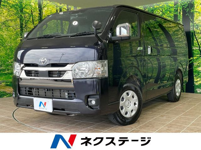 トヨタ ハイエースバン 