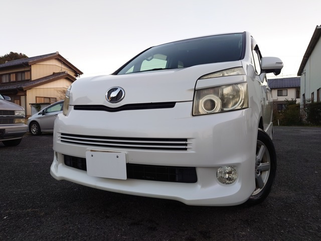 トヨタ ヴォクシー 