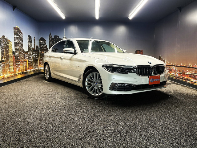 BMW 5シリーズセダン
