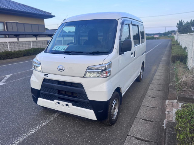 ダイハツ ハイゼットカーゴ 