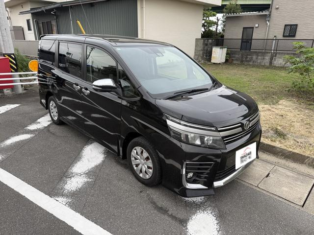 トヨタ ヴォクシー 