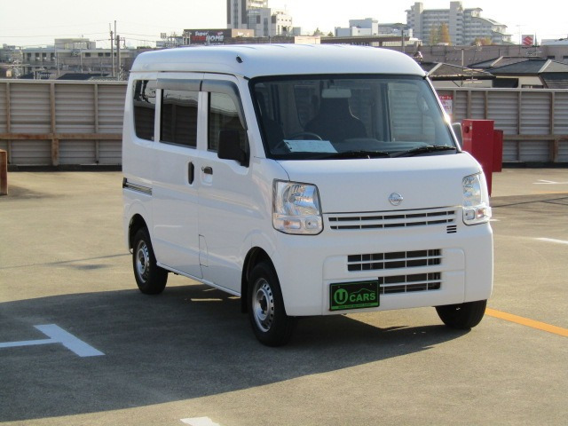 日産 NV100クリッパー 