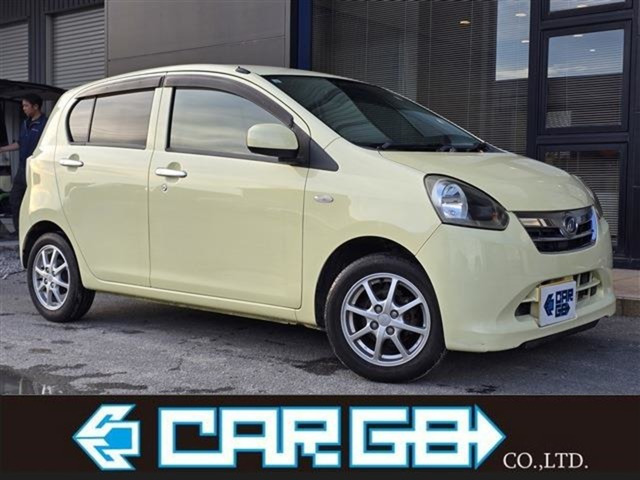 ダイハツ ミライース 