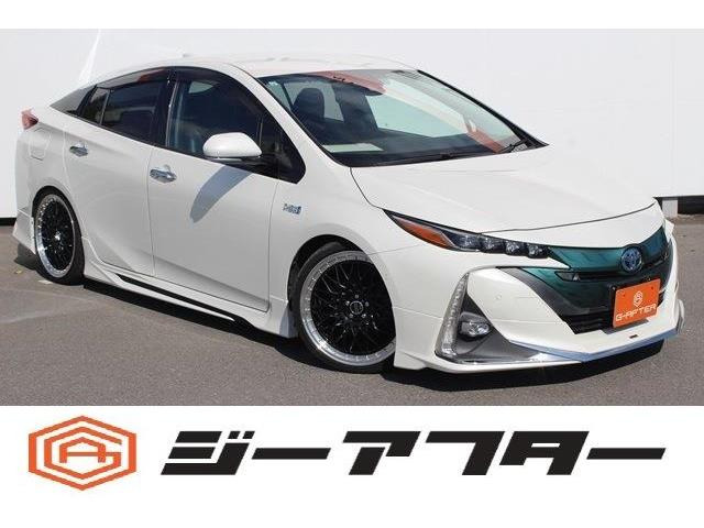 トヨタ プリウスPHV 