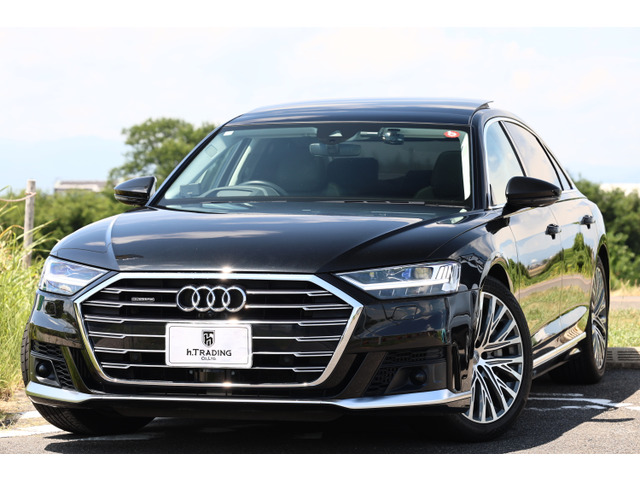 アウディ A8 