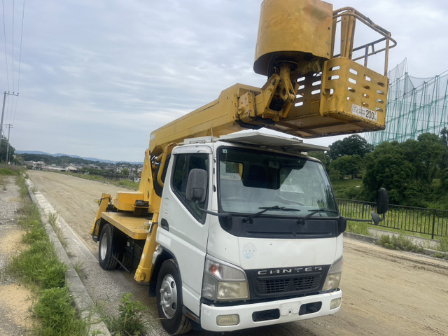 三菱ふそう キャンター 