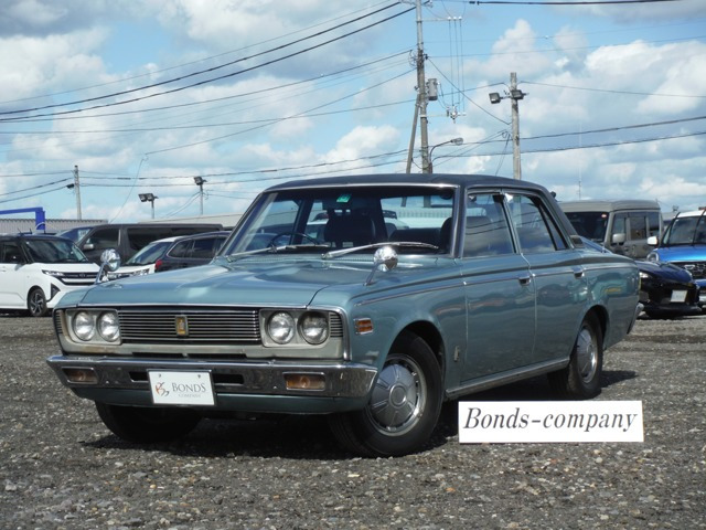 トヨタ クラウンセダン 