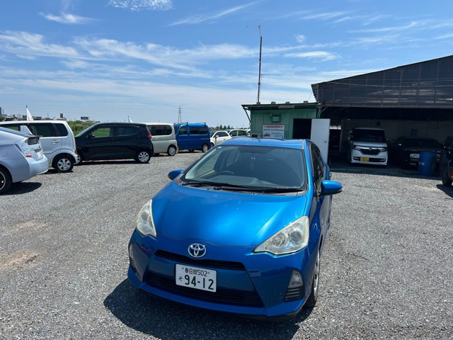 トヨタ アクア 