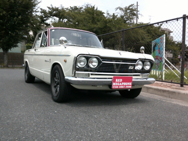 日産 スカイライン 