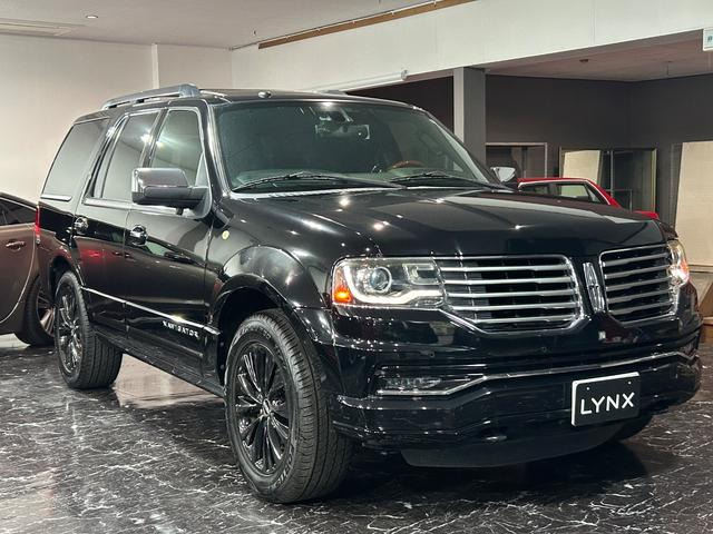 リンカーン ナビゲーター 