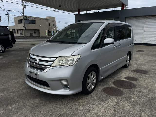 日産 セレナ 