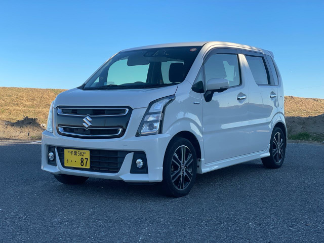 スズキ ワゴンRスティングレー 