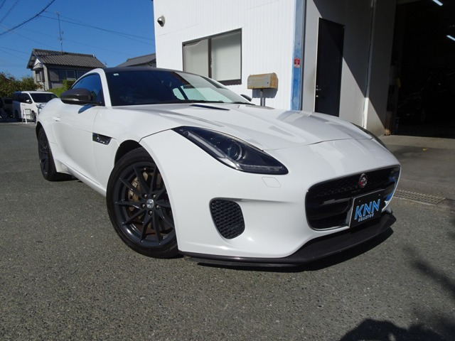 ジャガー Fタイプクーペ 