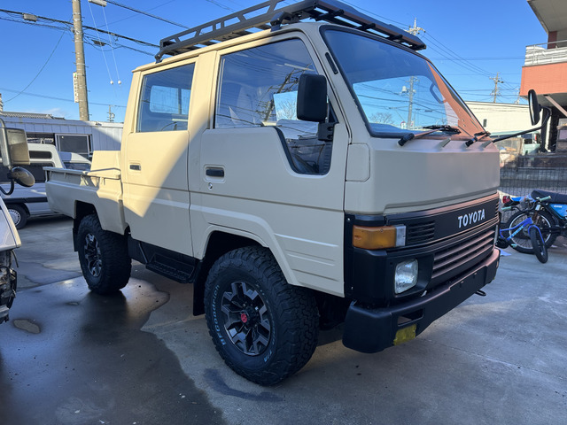 トヨタ ハイエーストラック 