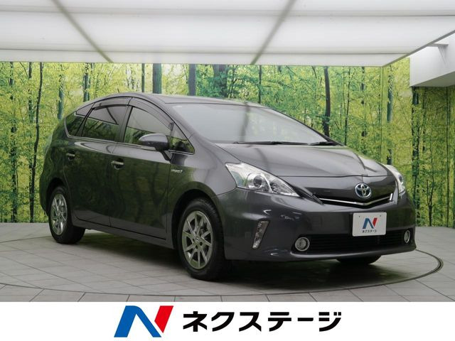 トヨタ プリウスα 
