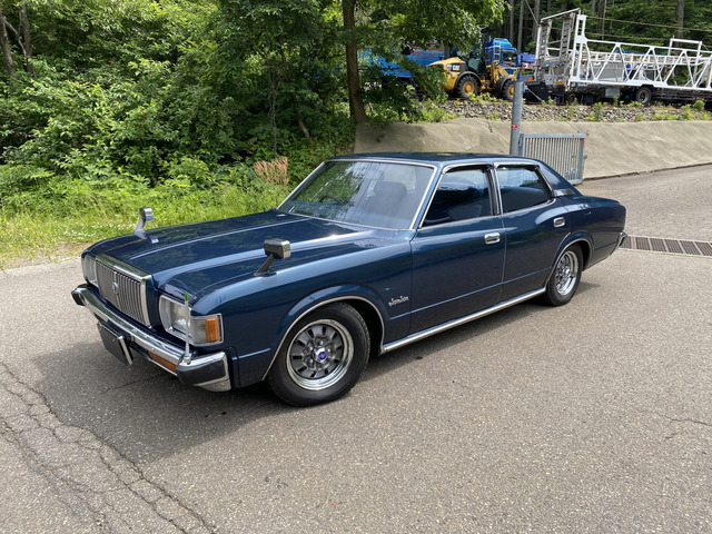 トヨタ クラウン 