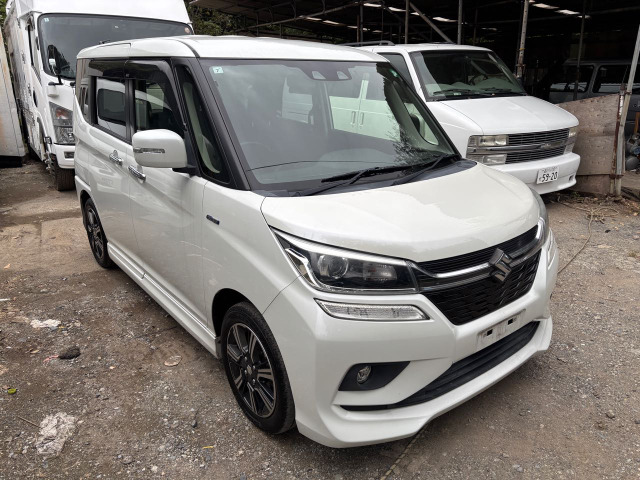 スズキ ソリオバンディット 